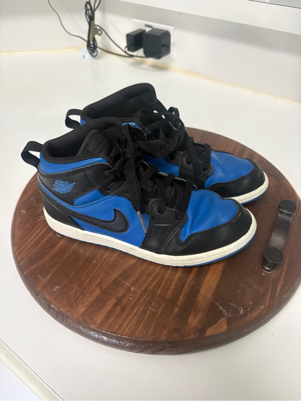 Big Kids Nike Air Jordan 1 Mid